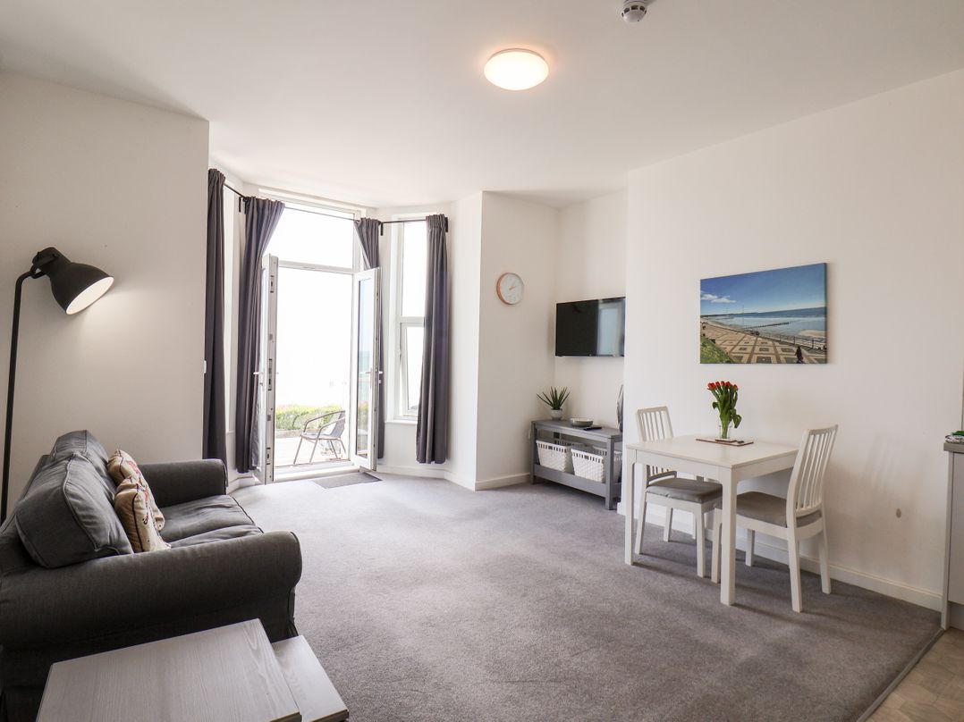 2 Seaview @ Bridlington Bay