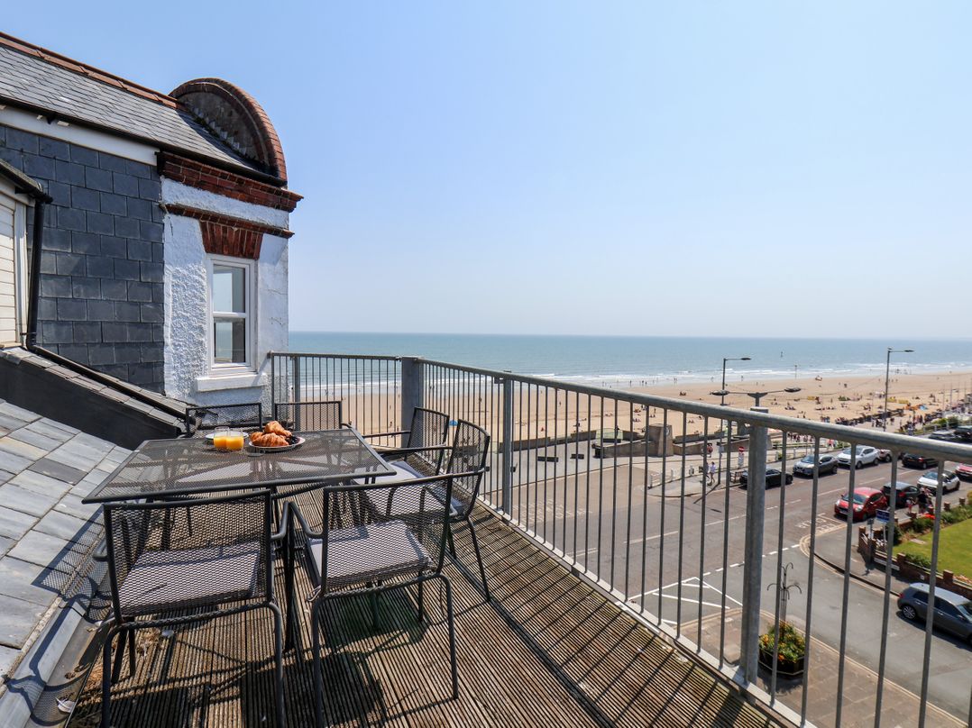Ocean View 9 @52