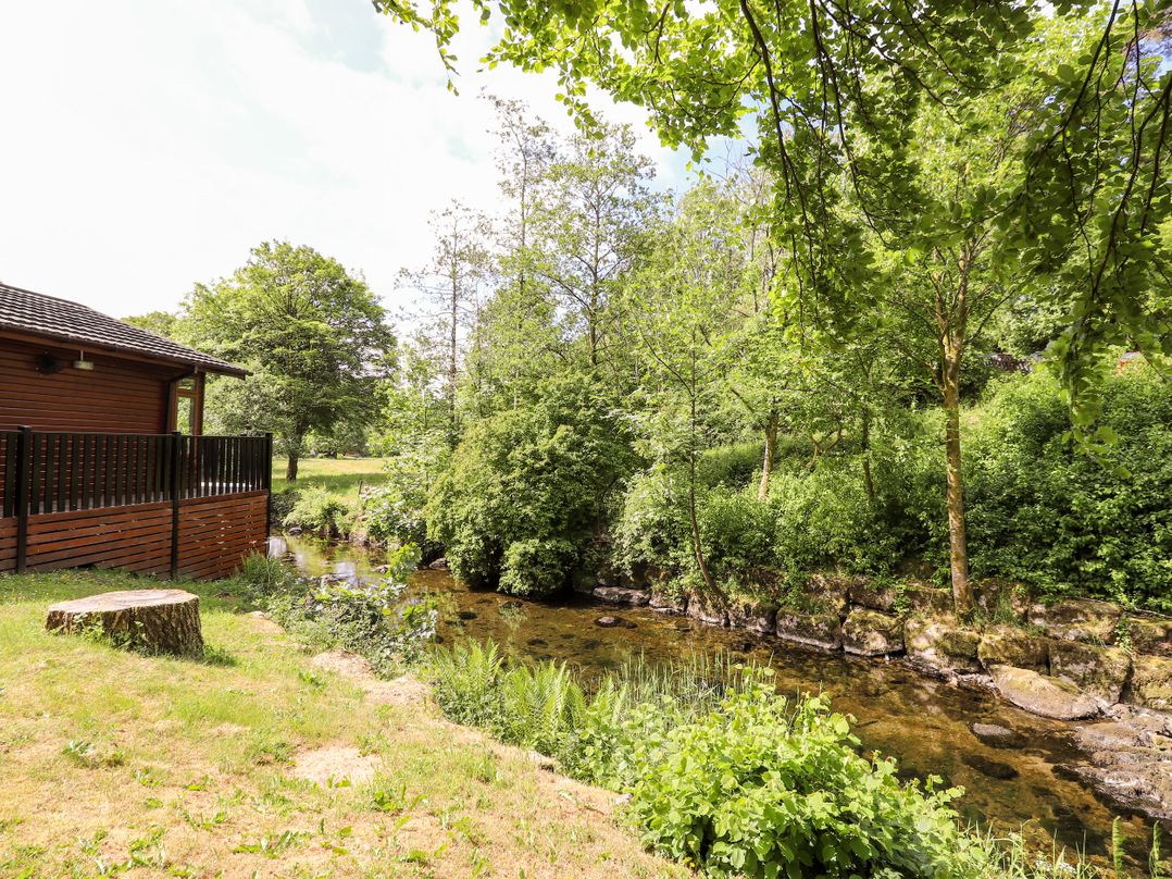 Nutkins Lodge