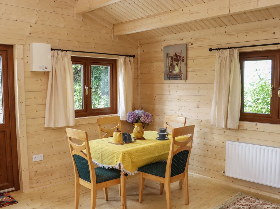 Wheatfield Cabin