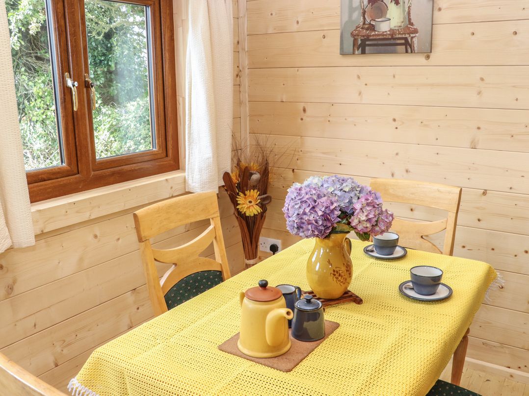 Wheatfield Cabin