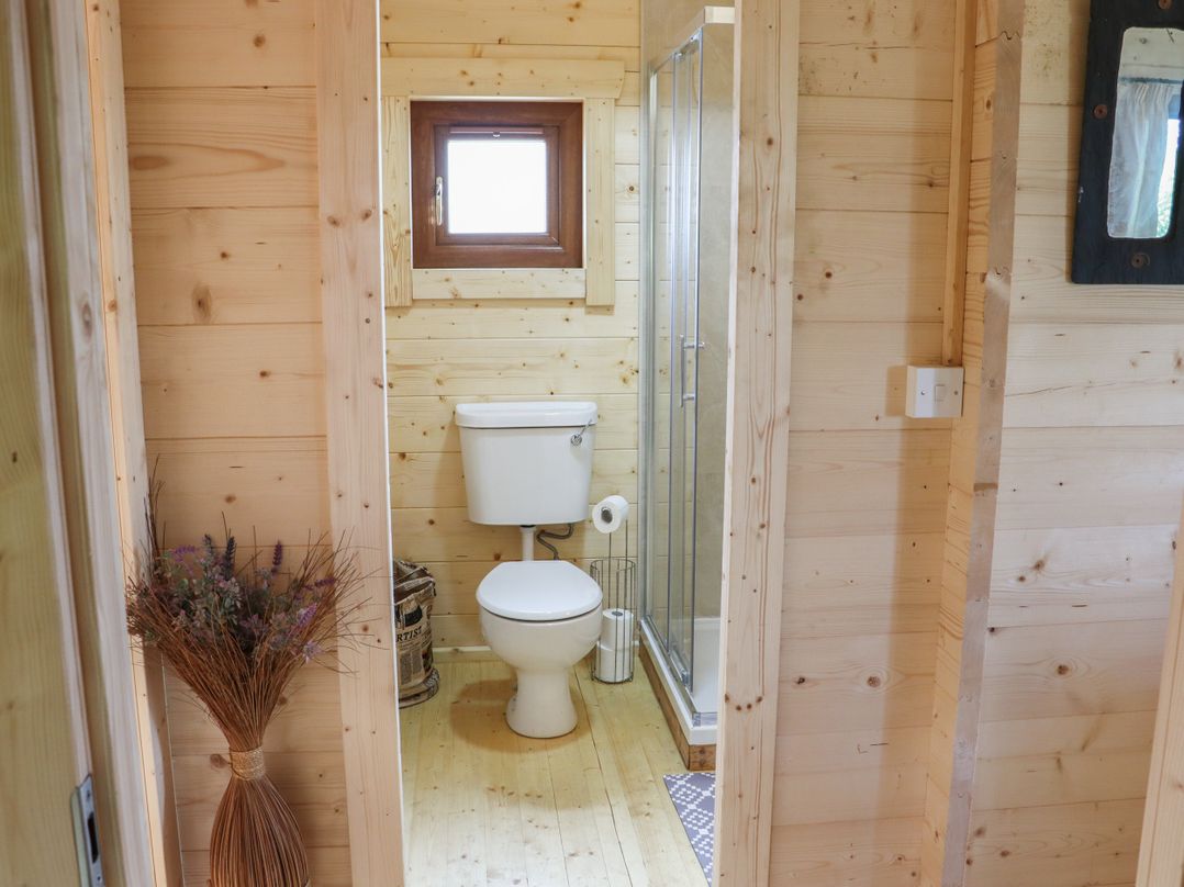 Wheatfield Cabin