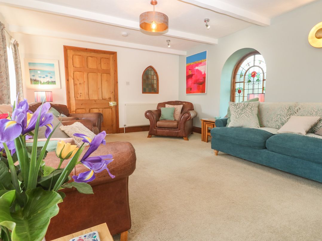 Riviere House