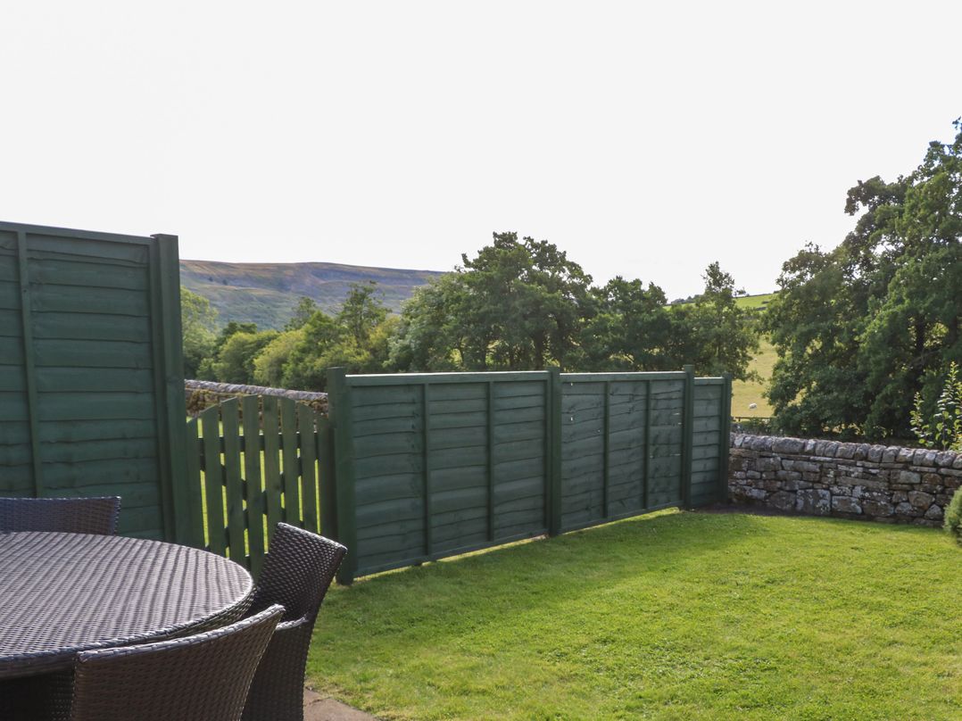 T'Other End Arkle Town House