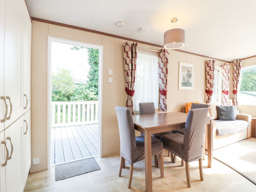 22 Washbrook Way - Ashbourne Heights