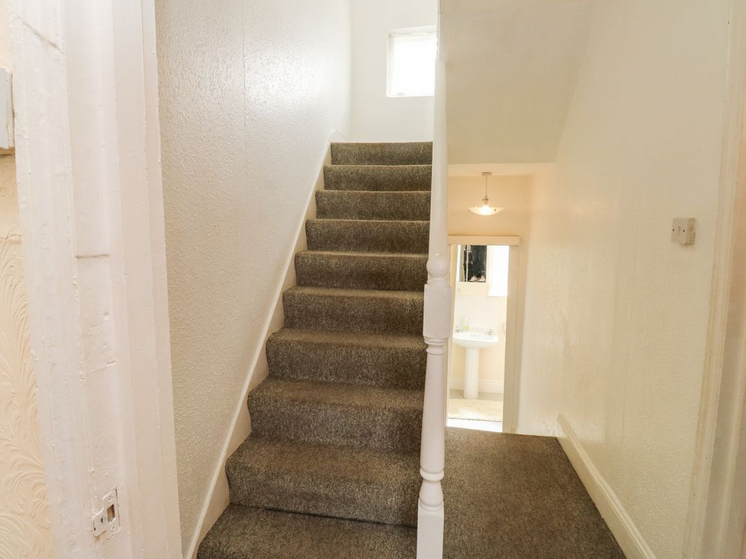Flat 2