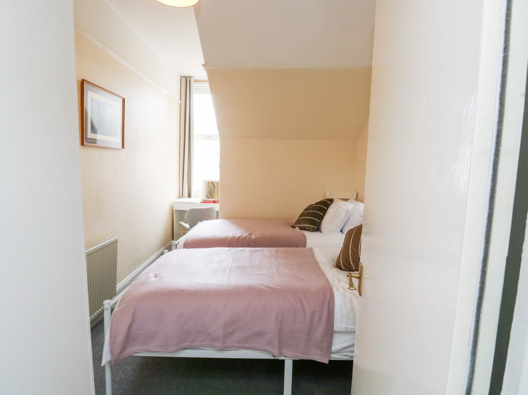 Flat 2
