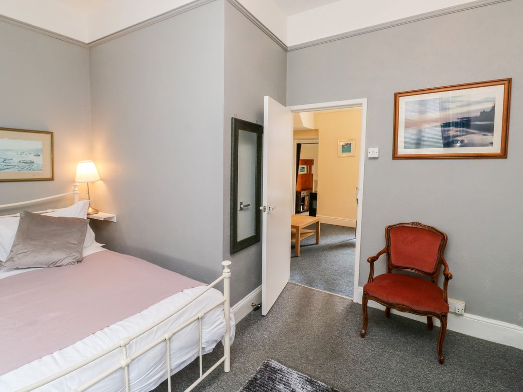 Flat 1