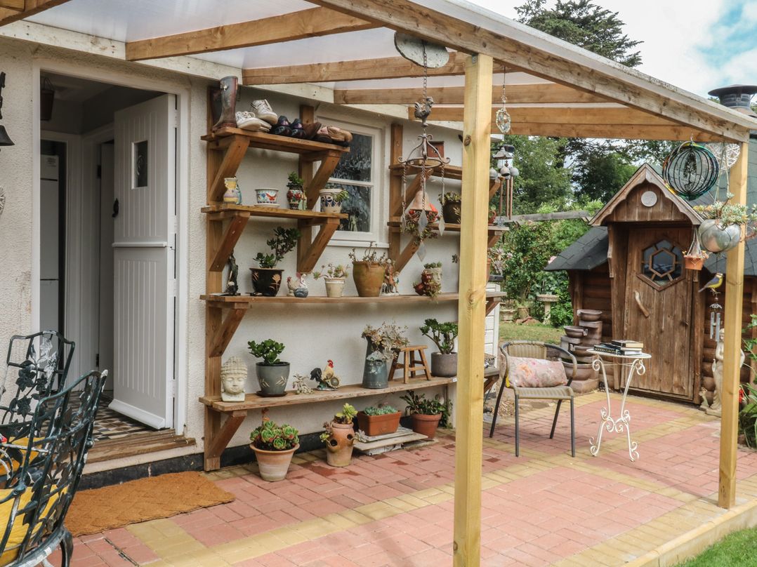 Mei Cottage