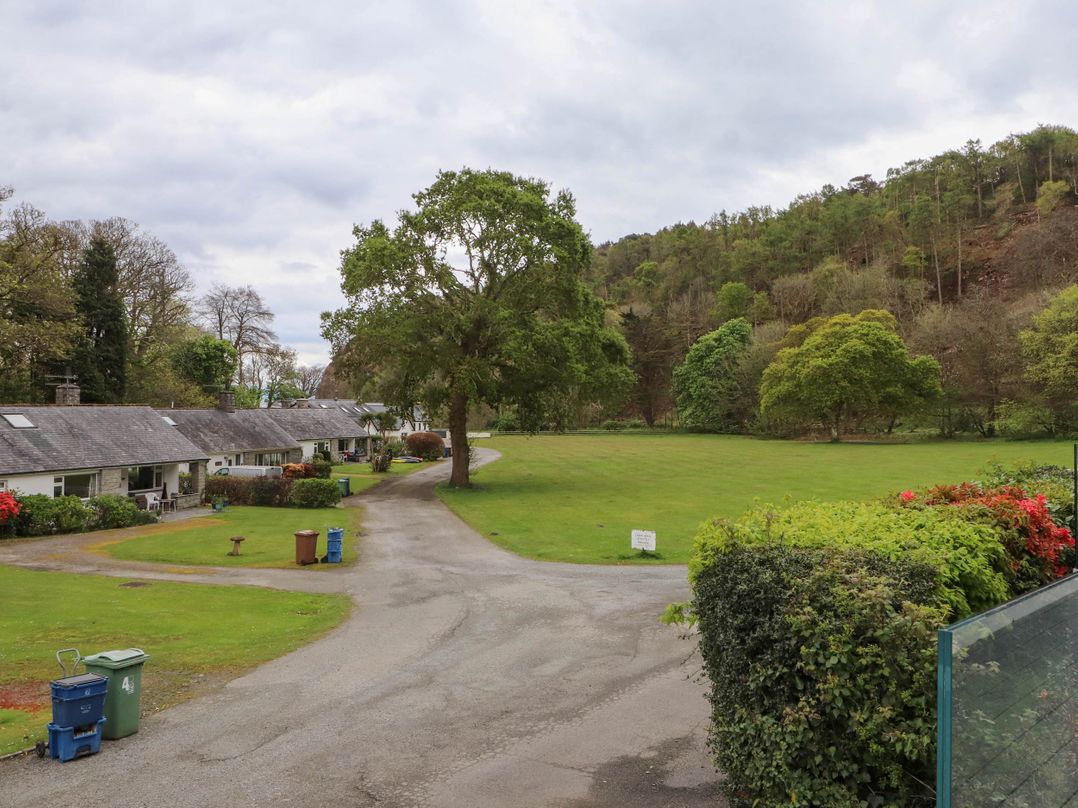 Glyn-Y-Mor