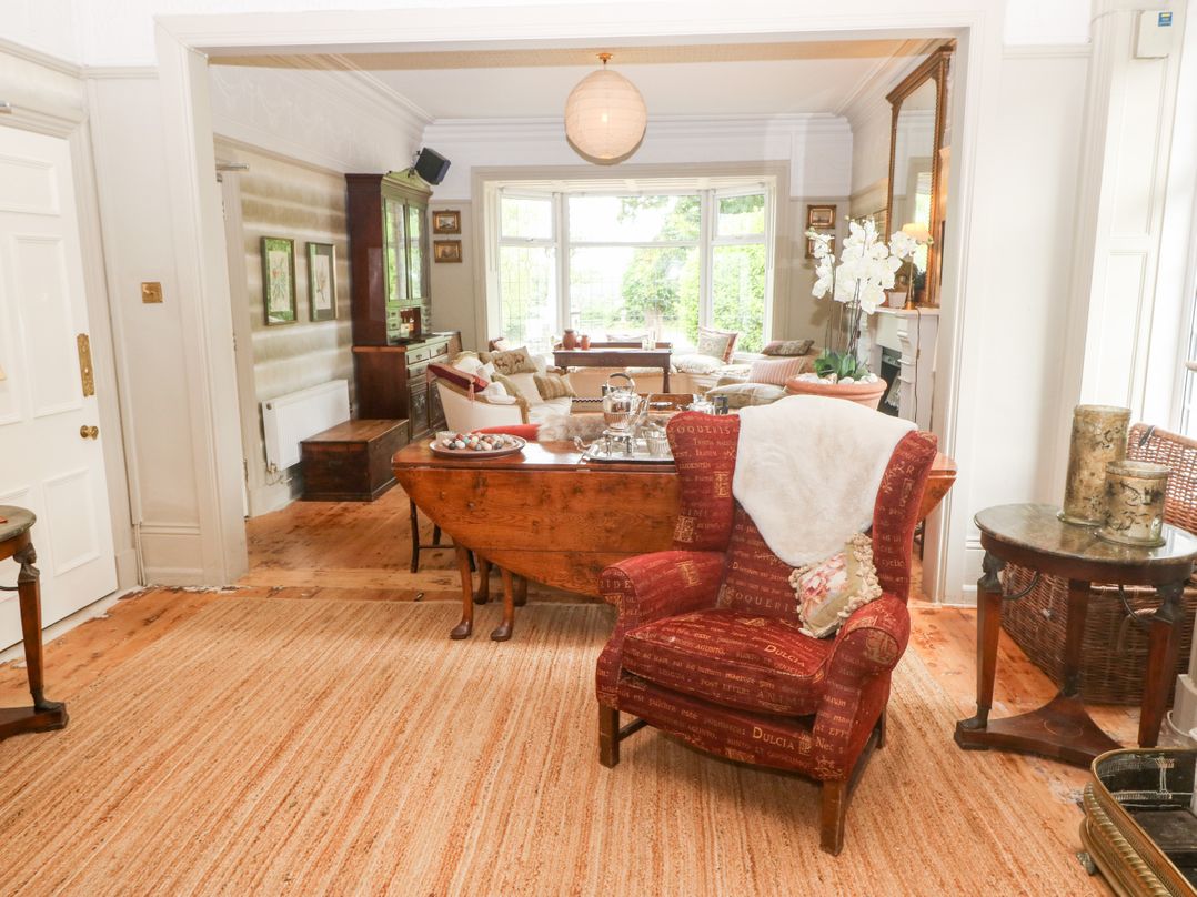 Meifod Country House
