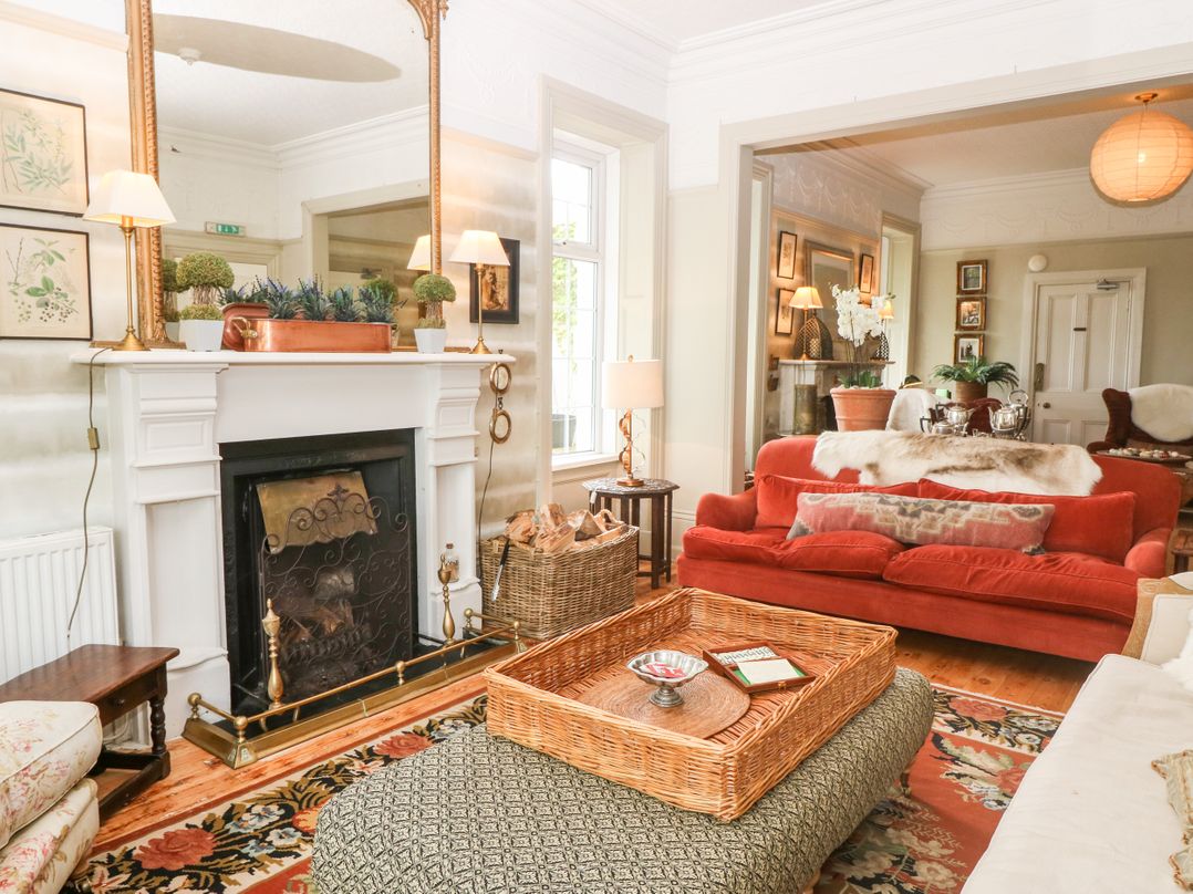 Meifod Country House