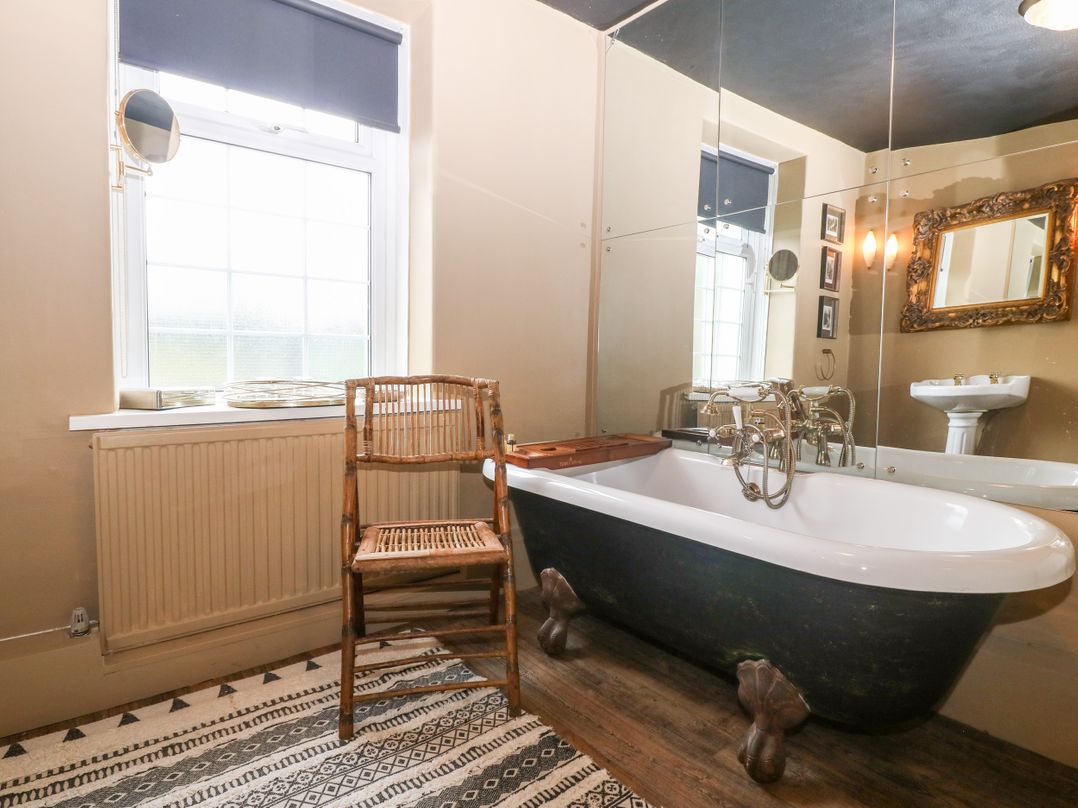 Meifod Country House