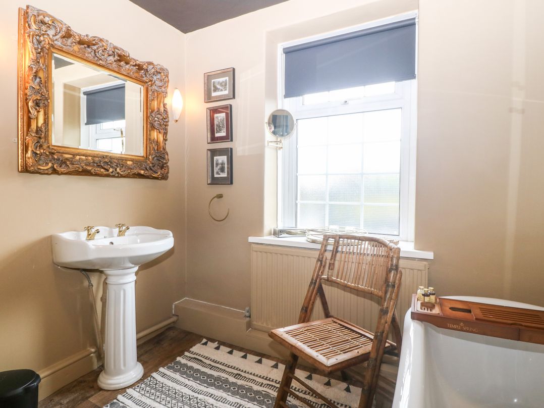 Meifod Country House