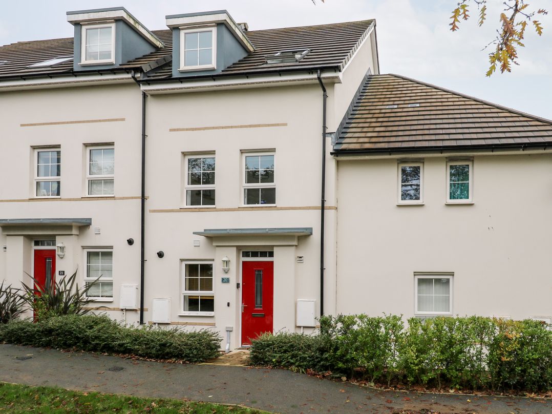 20 Bishops Way