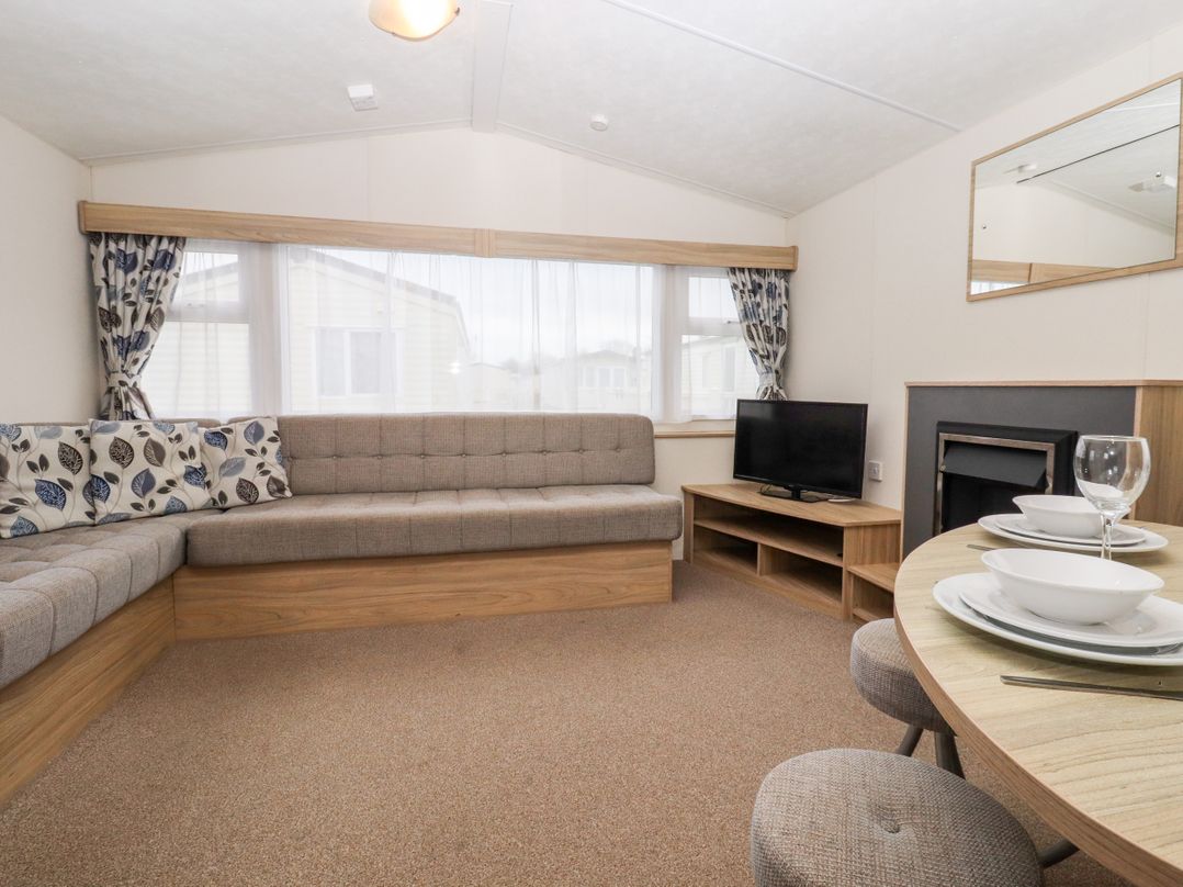 24 Winchelsea Sands Holiday Park