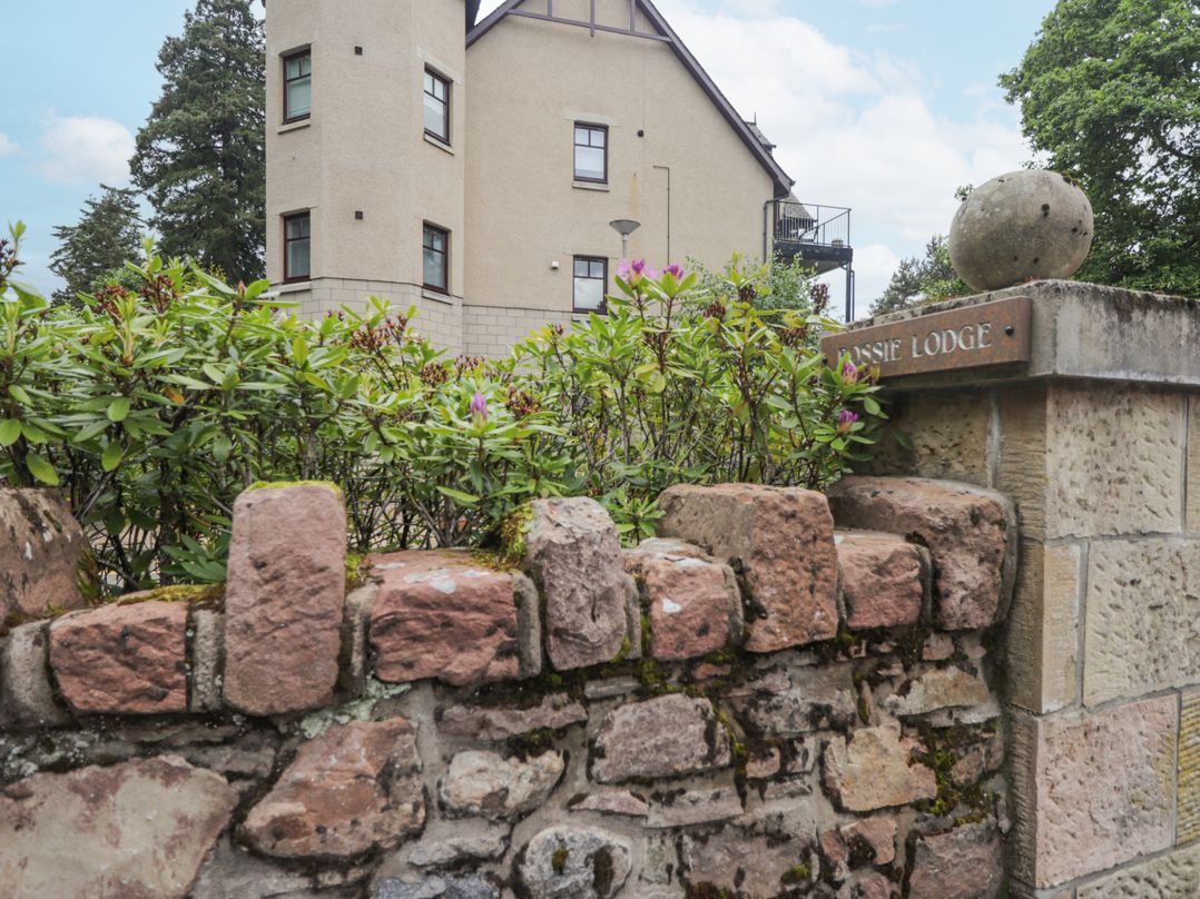 Rossie Lodge
