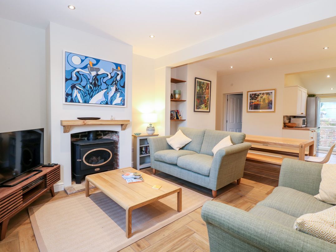 6 Melinda Cottage