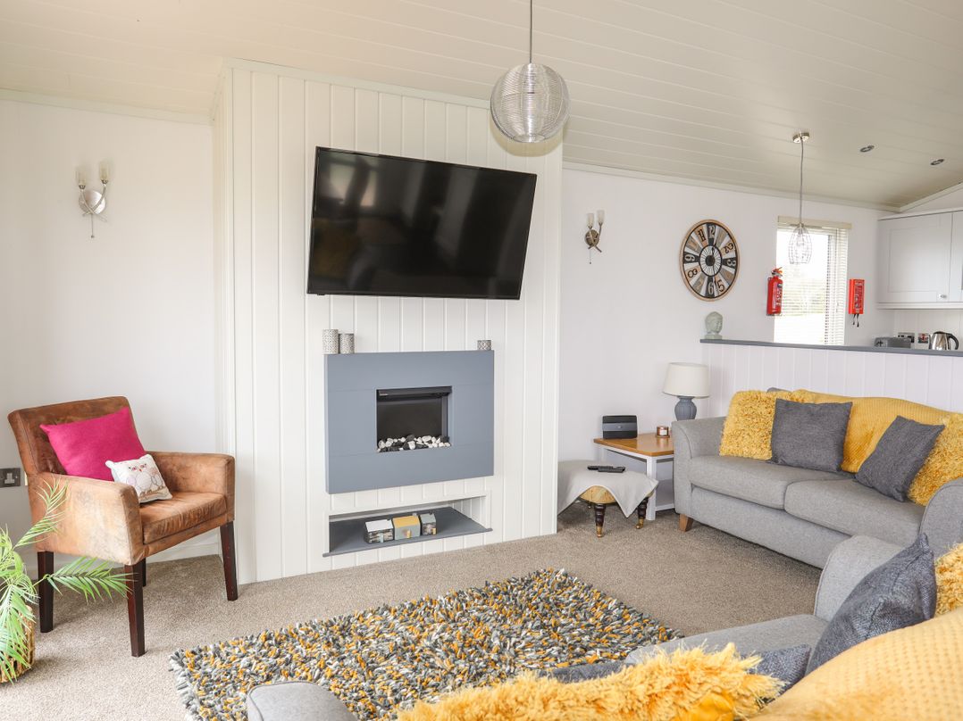 32 Sanctuary Lodge