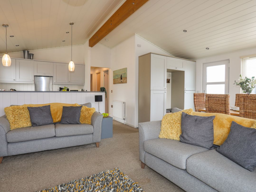 32 Sanctuary Lodge