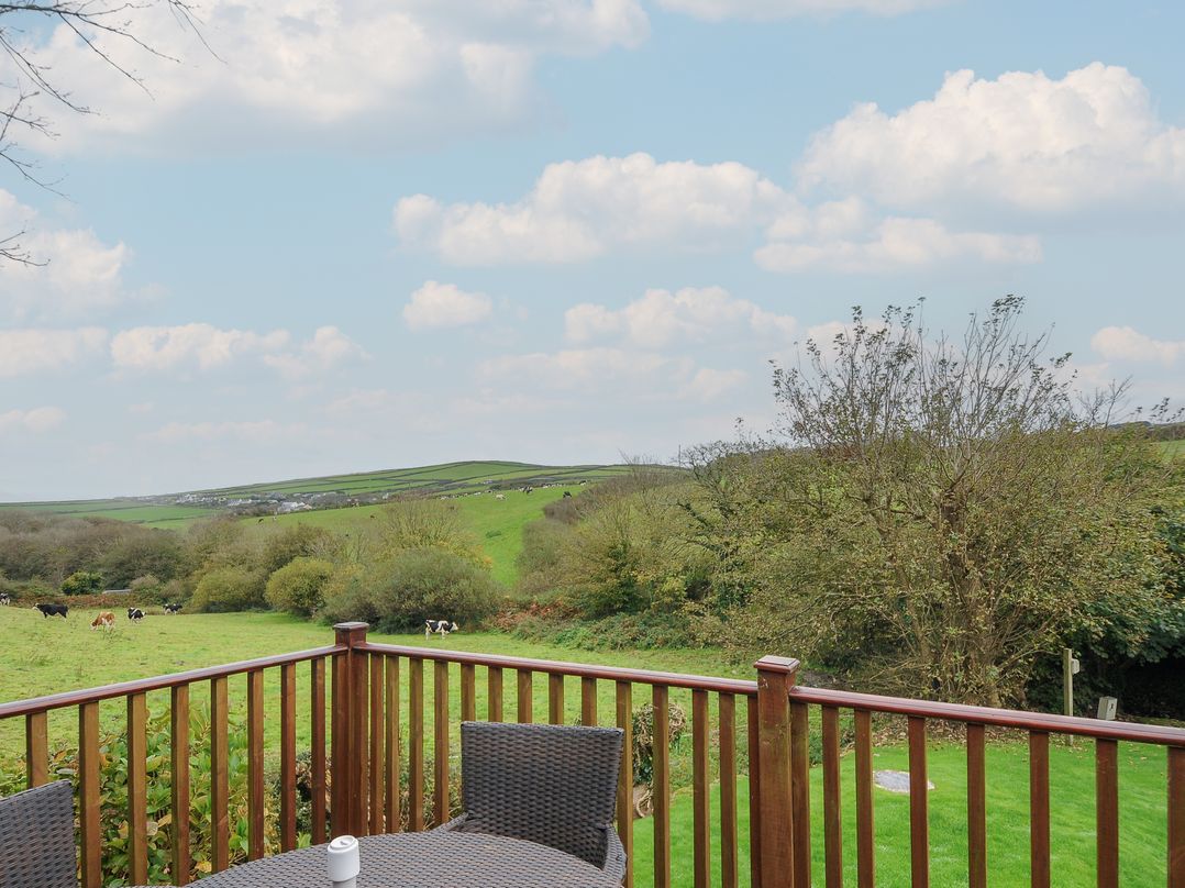 Hideaway Lodge