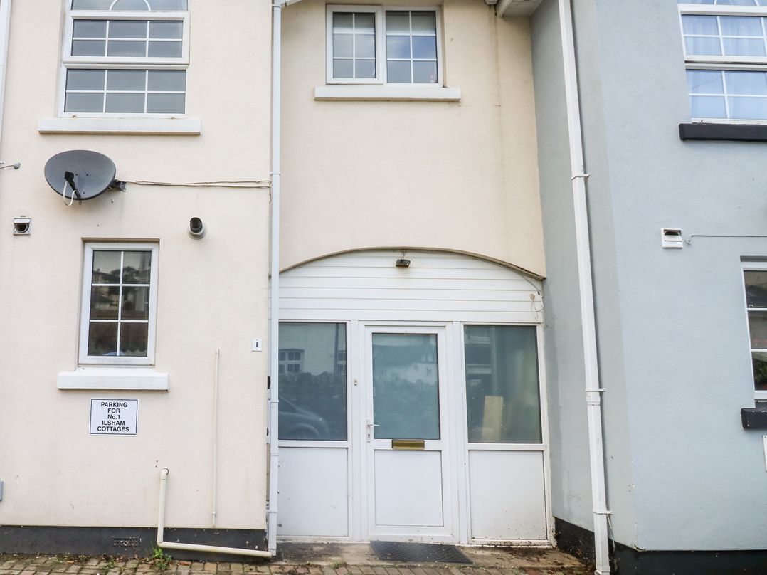 1 Ilsham Cottages