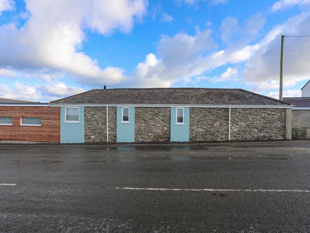 Bryn Llwyd Cottage
