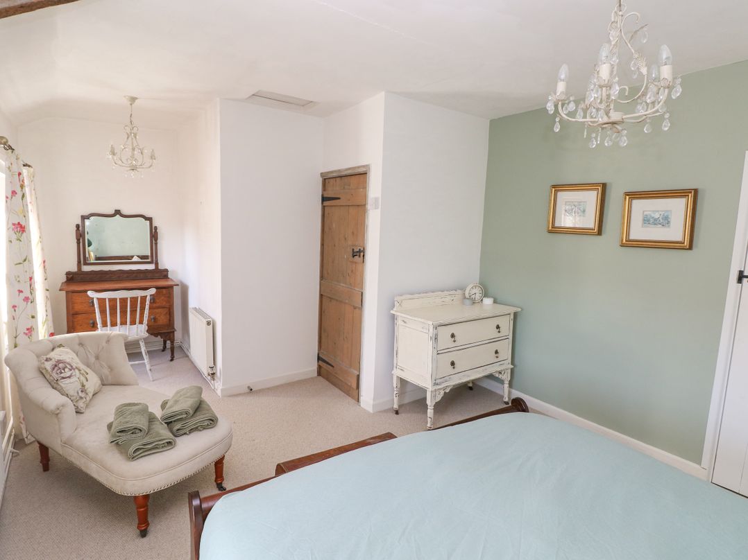 Hillside Holiday Cottage