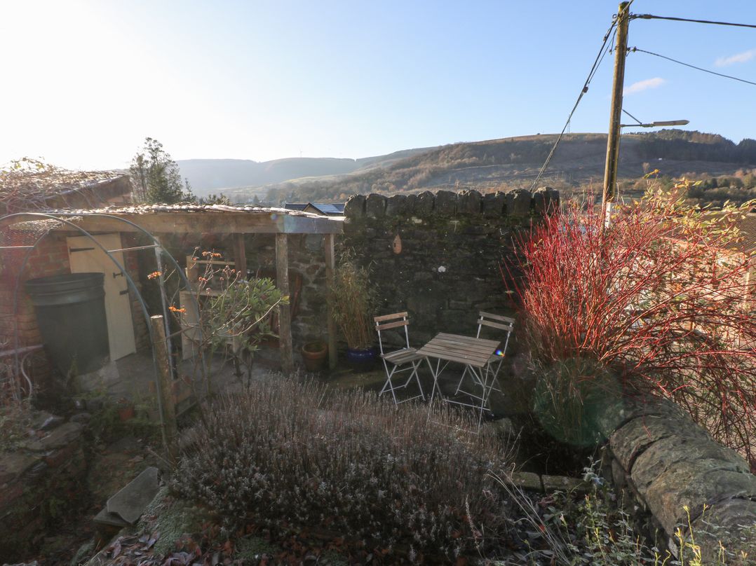 Hillside Holiday Cottage