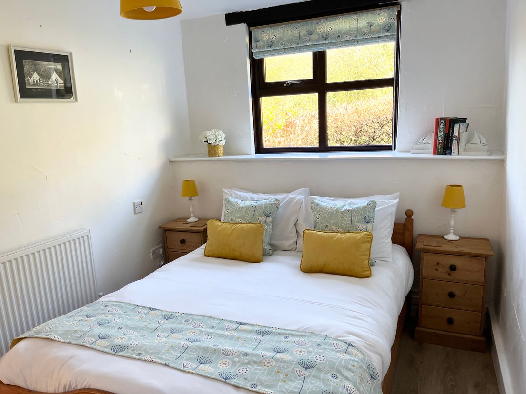 Shipload Cottage