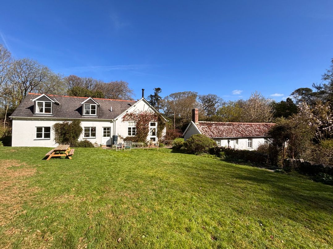 Laundry Cottage