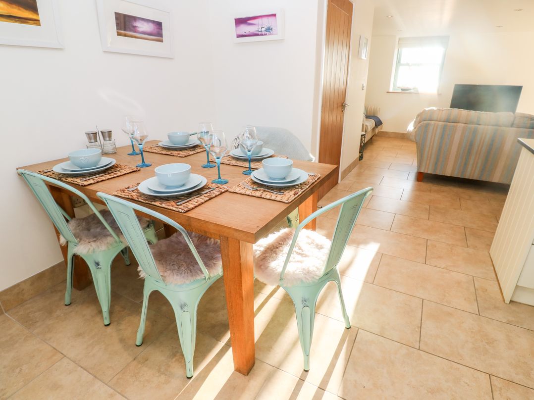 5 The Old Smokehouse