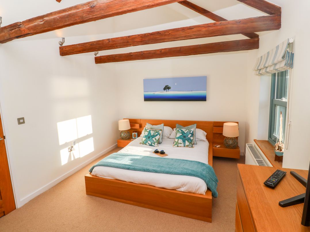 5 The Old Smokehouse