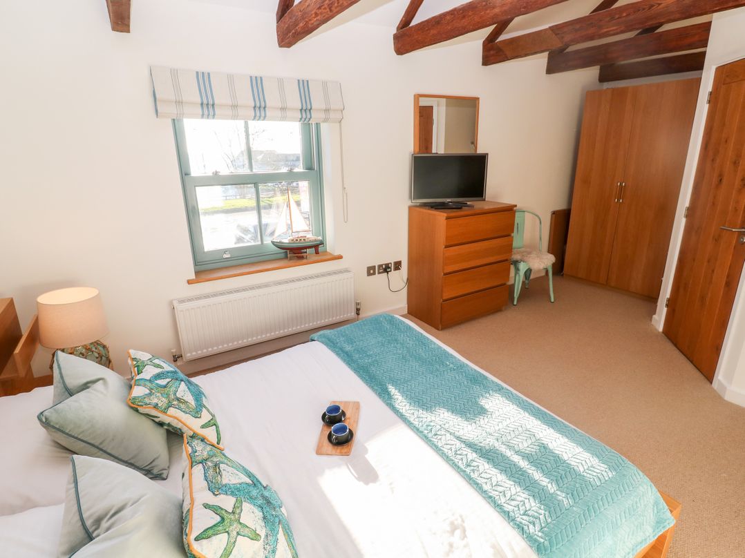 5 The Old Smokehouse