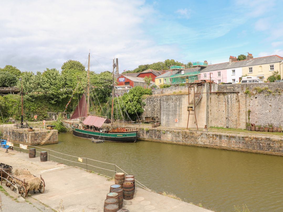 5 The Old Smokehouse