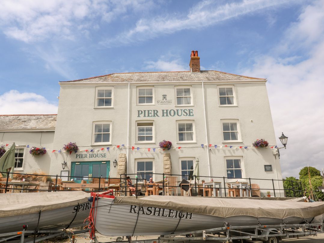 5 The Old Smokehouse