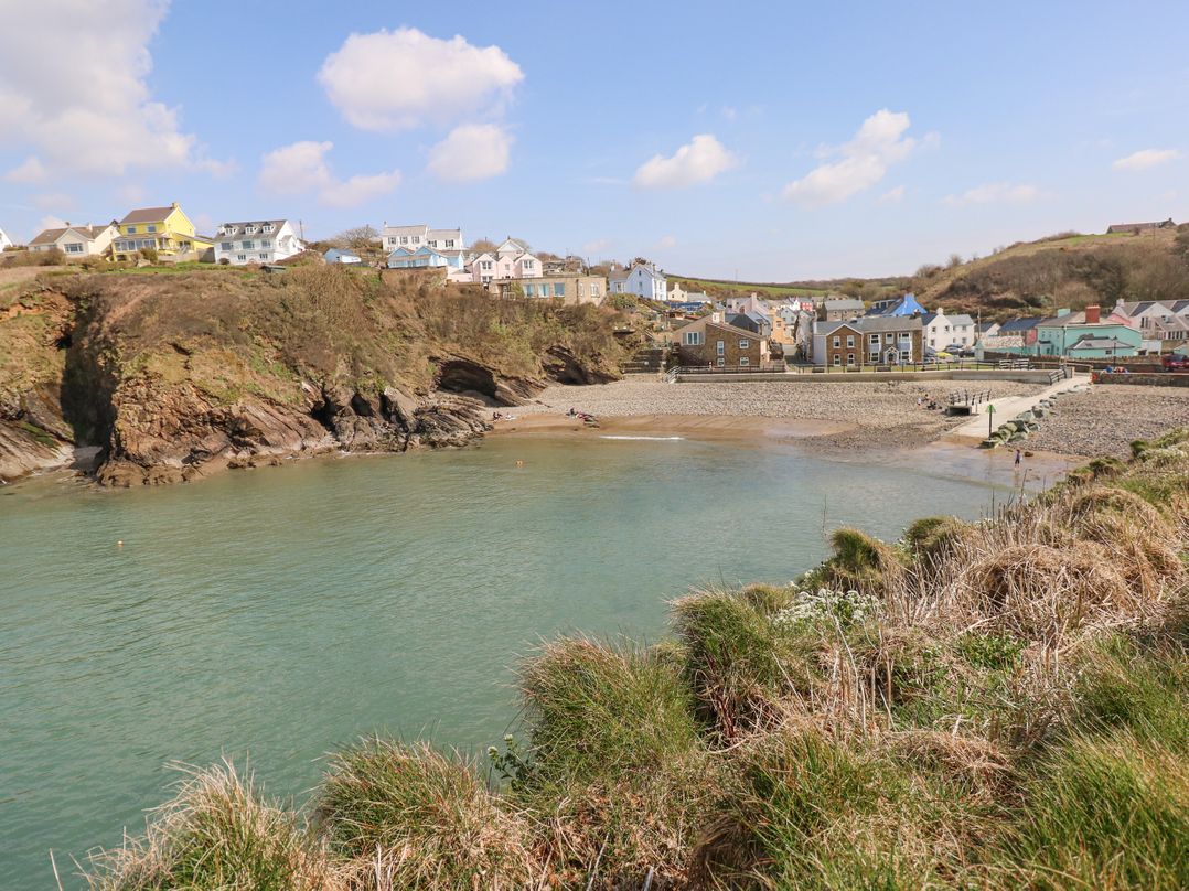 Skomer Lodge