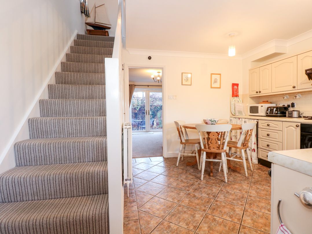 1 Crowlands Cottages