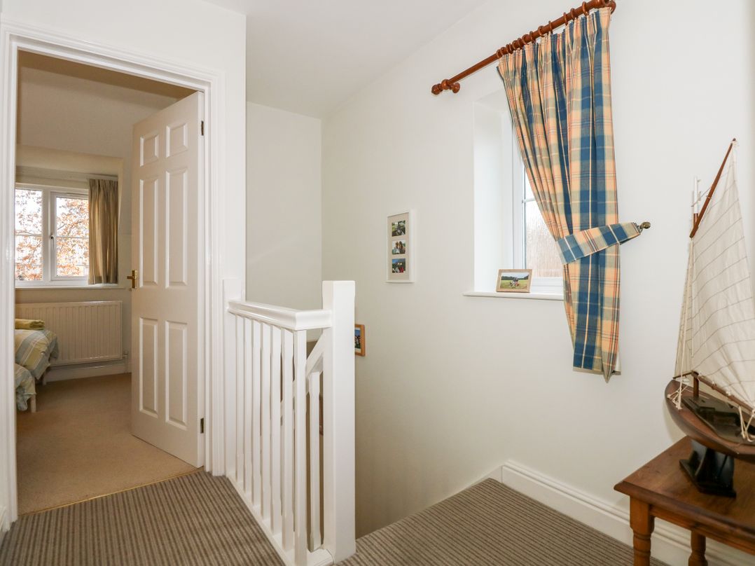 1 Crowlands Cottages