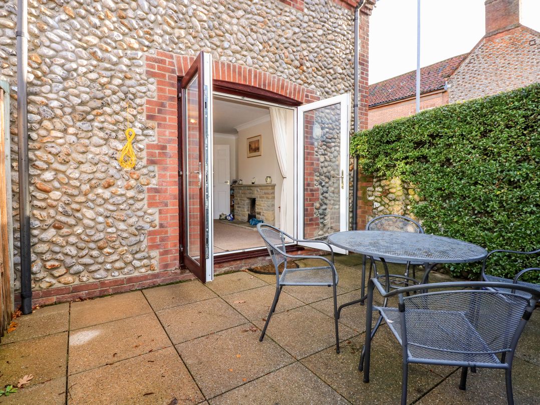 1 Crowlands Cottages