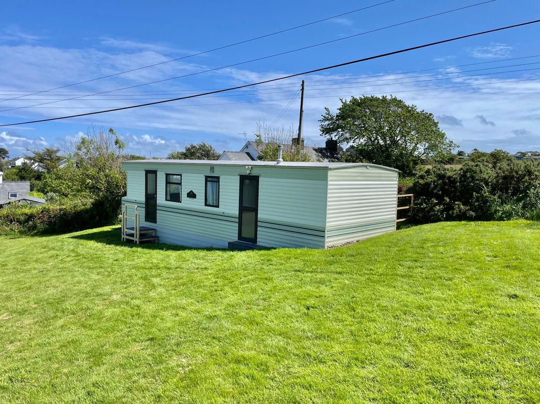 Caravan at Cartref