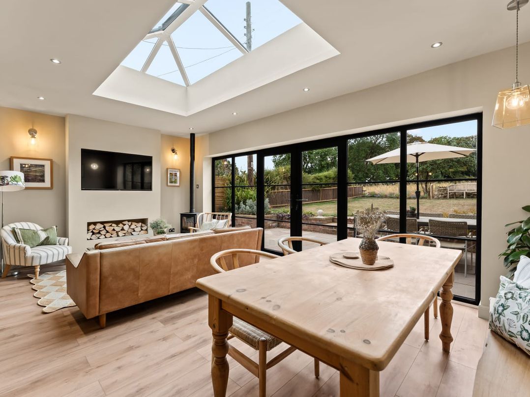 3 Olivers View