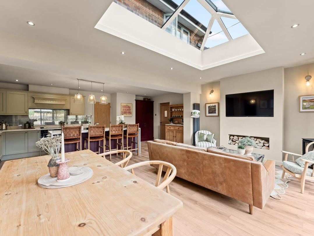 3 Olivers View