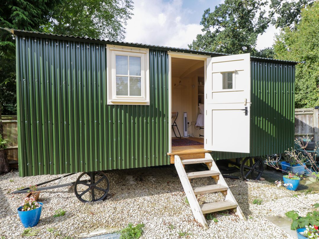 Mitford Gypsy Hut