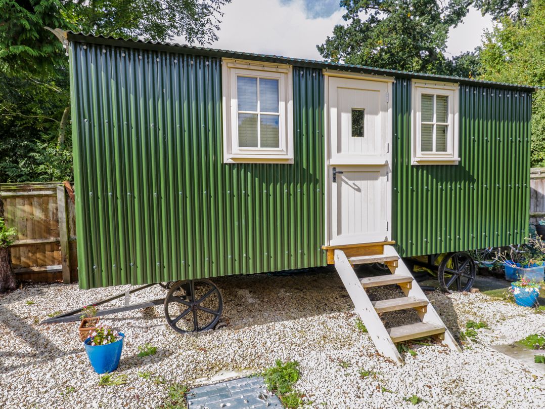 Mitford Gypsy Hut