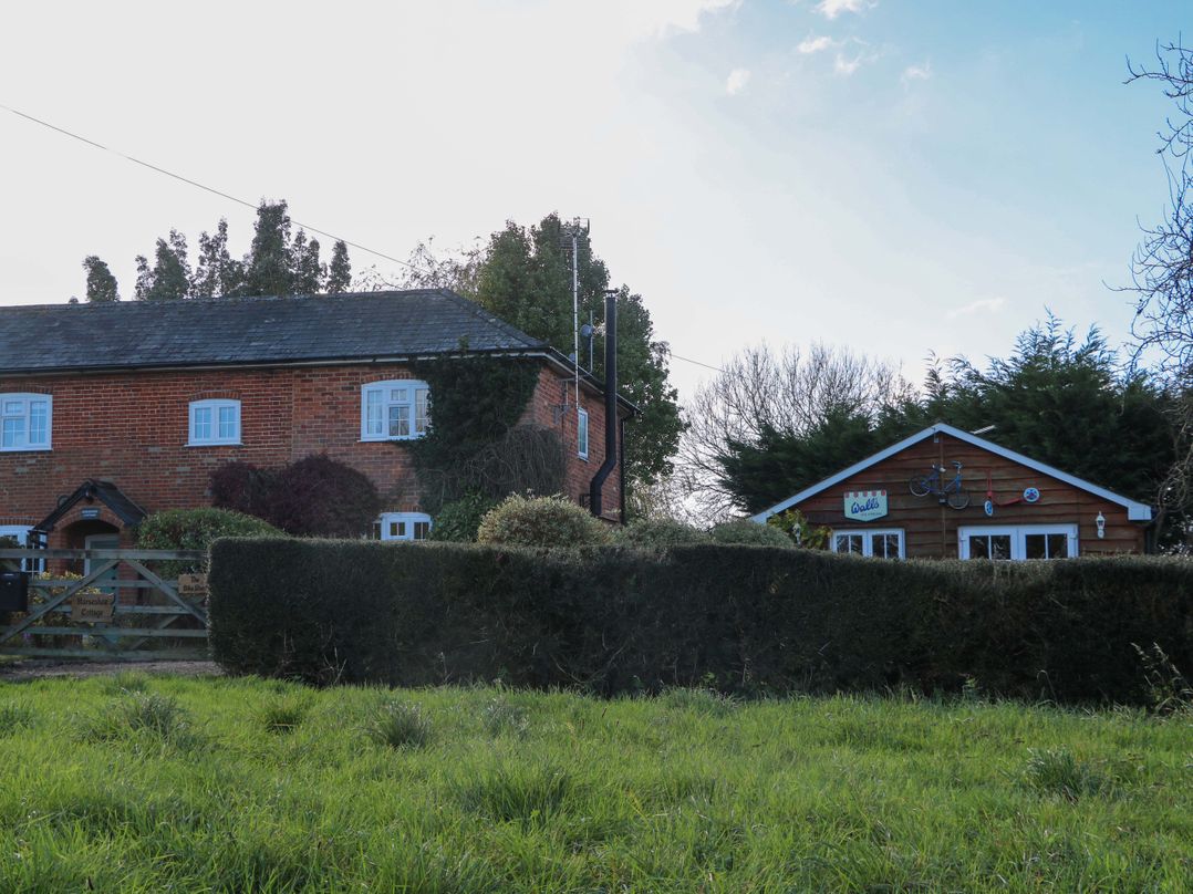 Horseshoe Cottage