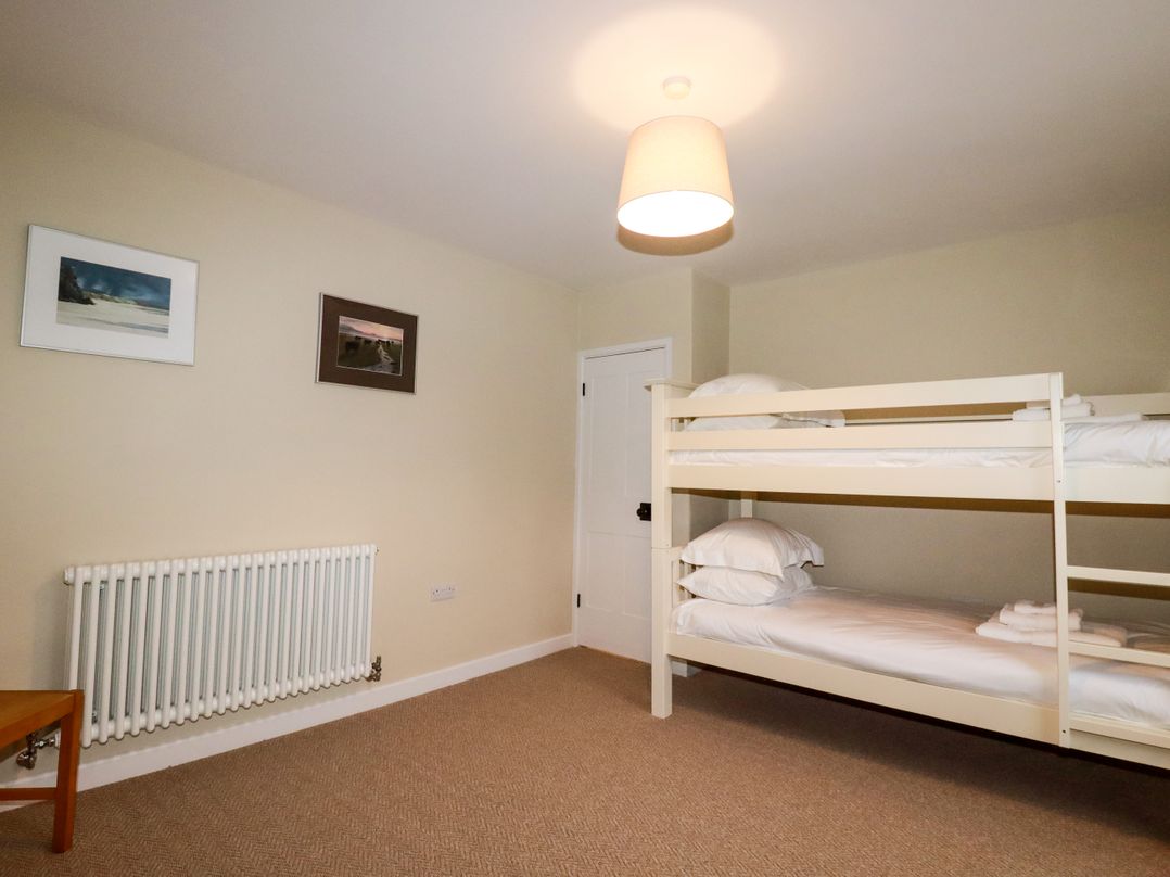 Tretoil Farm House