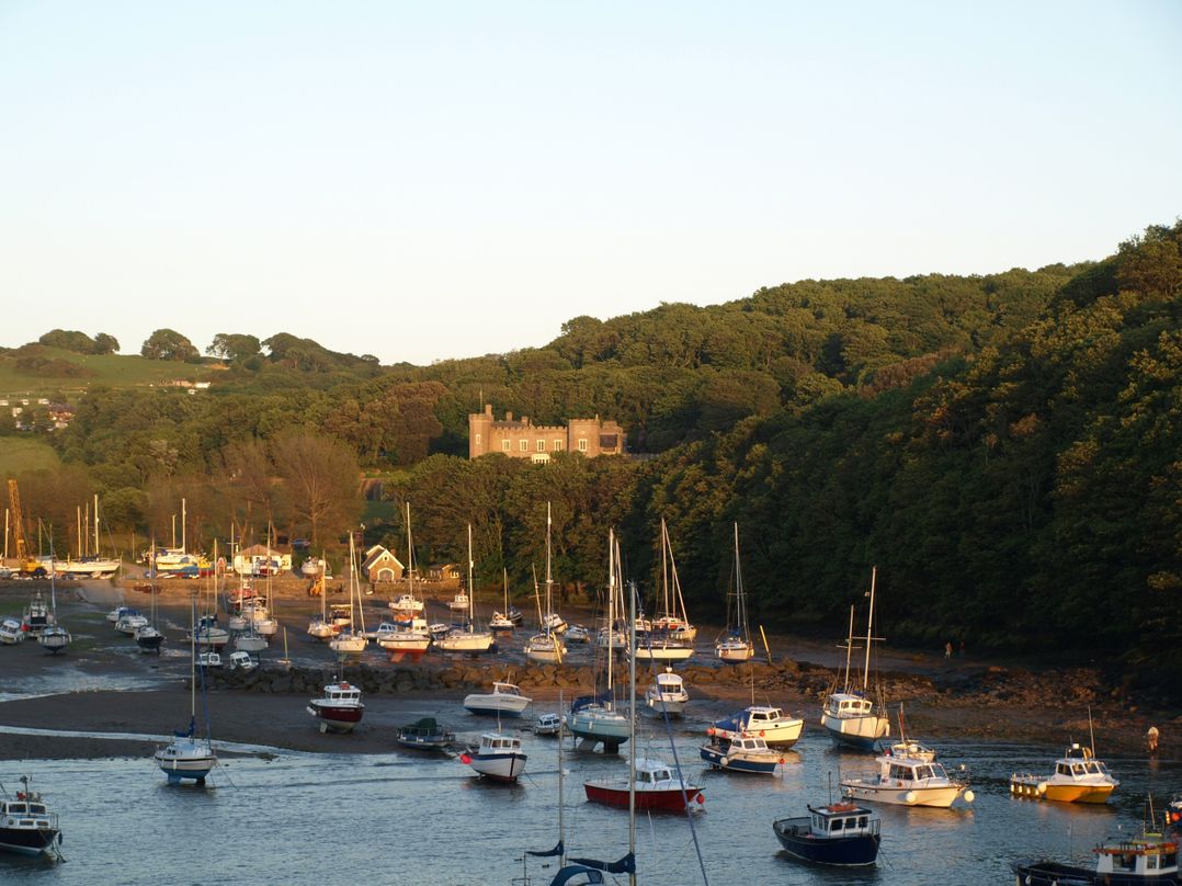 Watermouth Castle, Rhododendron Apartment