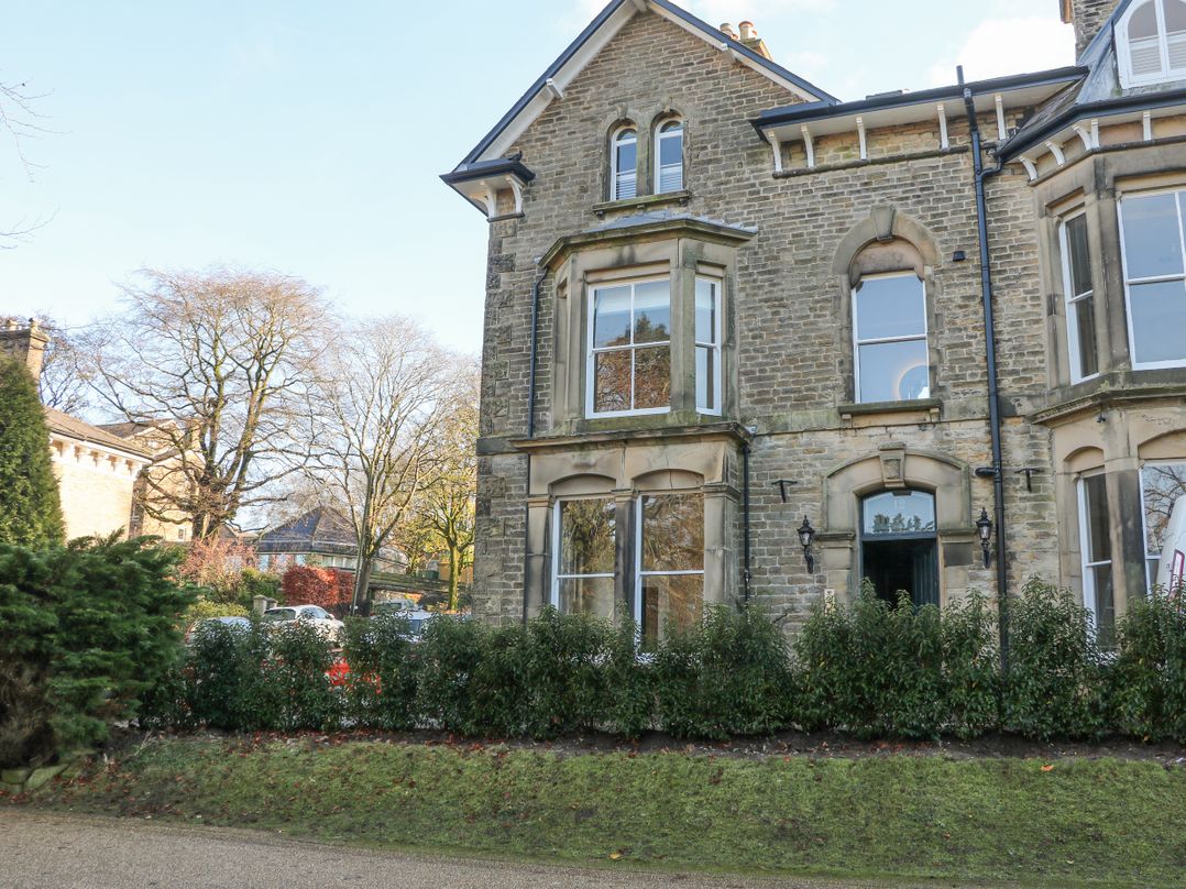 Castleton Suite