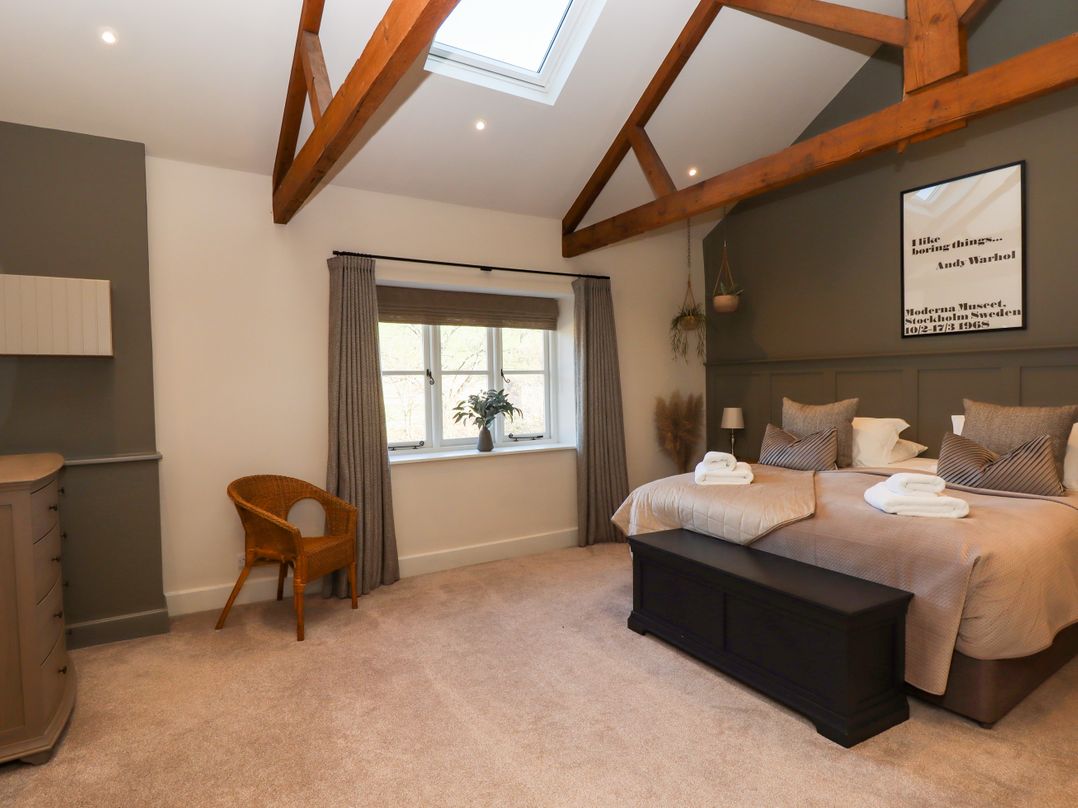 Lower Well Farm House